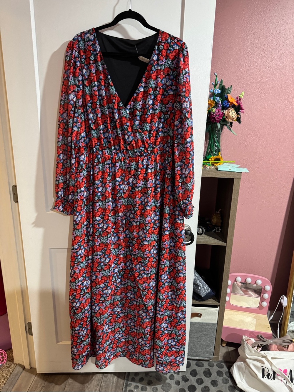 Red Floral V-Neck Maxi Dress